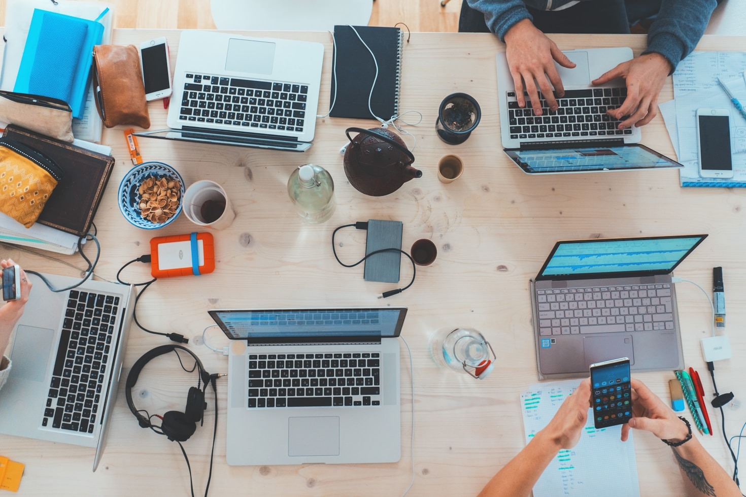 Read more about the article How Strategic Alliances Drive Global Tech Expansion